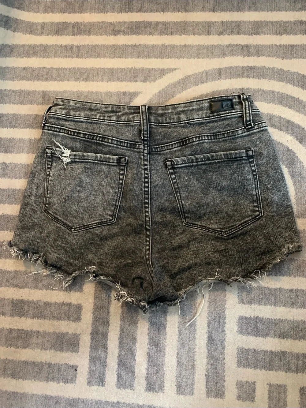 Tillys casual high